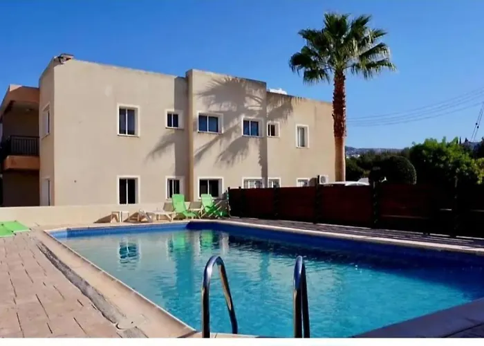 Superior Serenity Near Coral Bay *